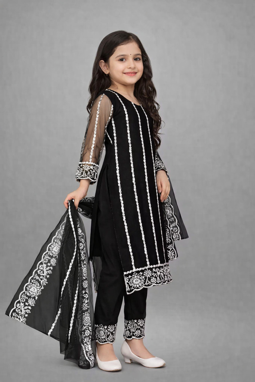 Image of PRINSH STORE Girls Festive & Party Kurta, Pyjama & Dupatta Set