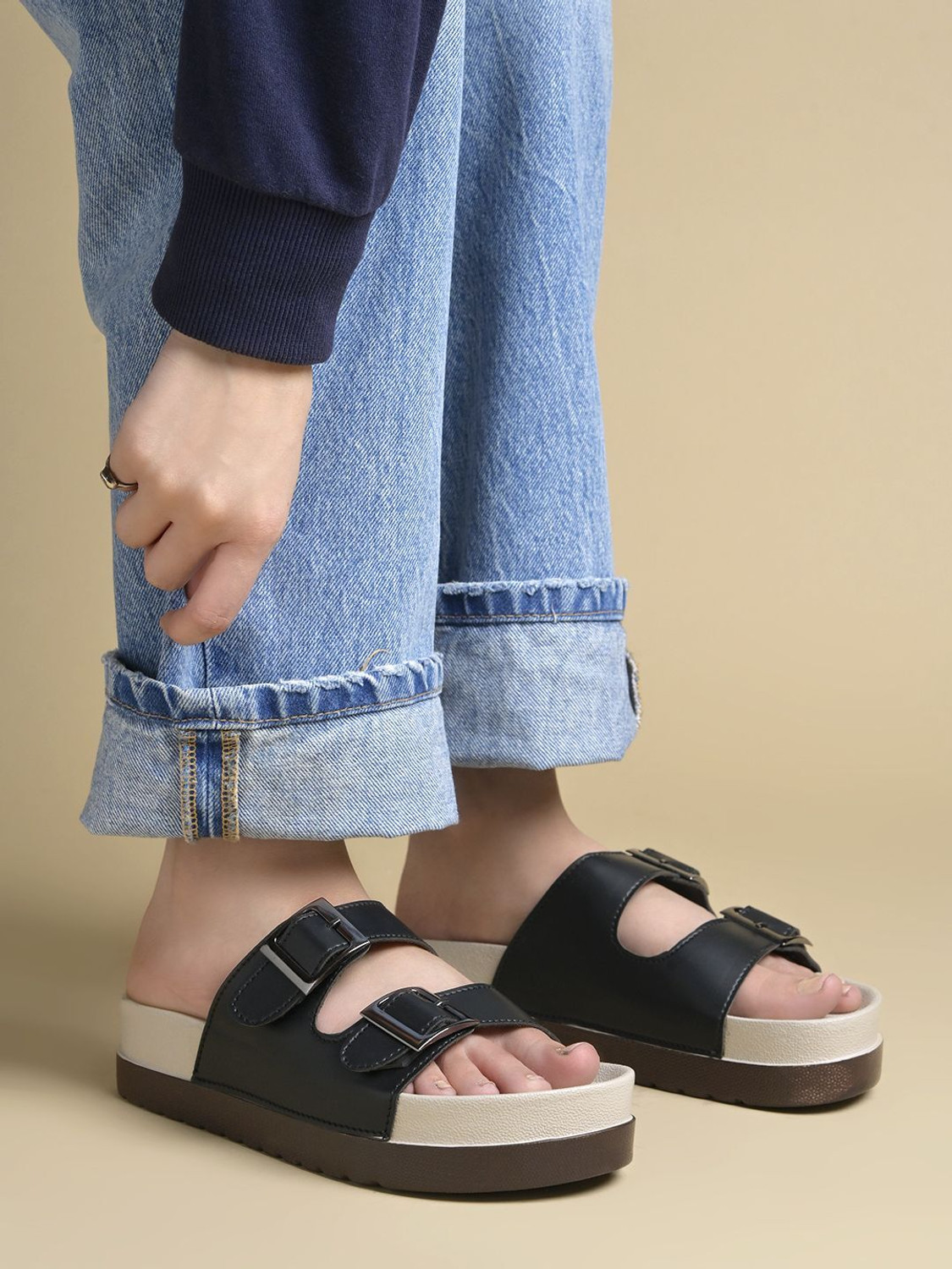 Image of SHOETOPIA Girls Buckle Strappy Sandals