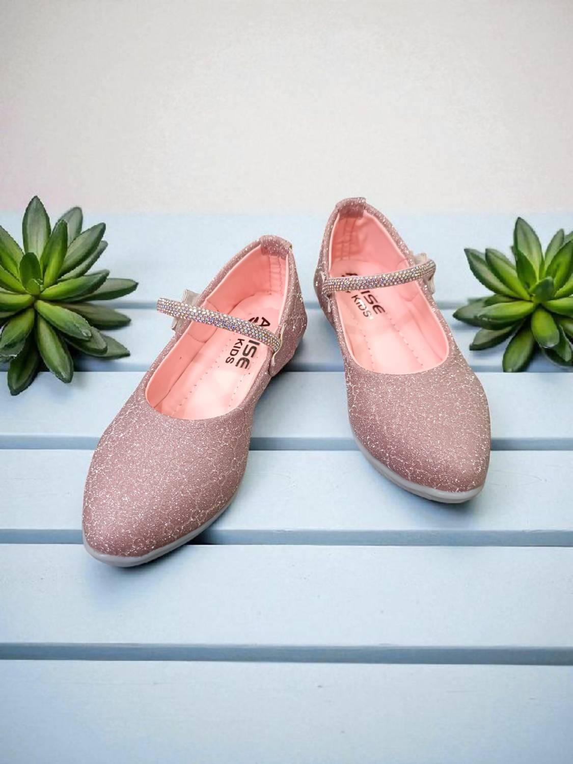 Arise Enterprise Girls Velcro Flats