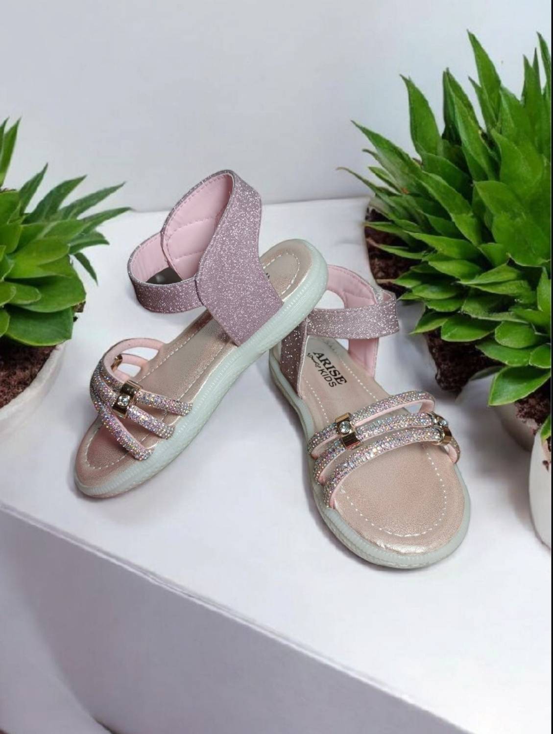 Arise Enterprise Girls Velcro Flats
