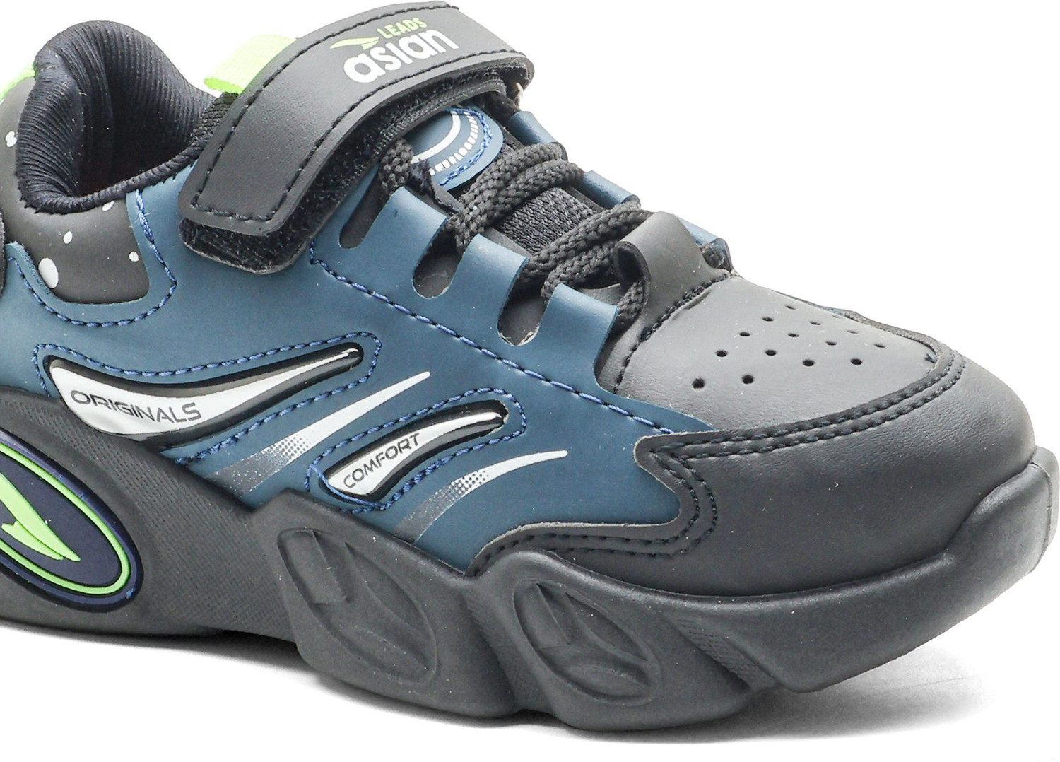 Image of asian Boys Lace Sneakers