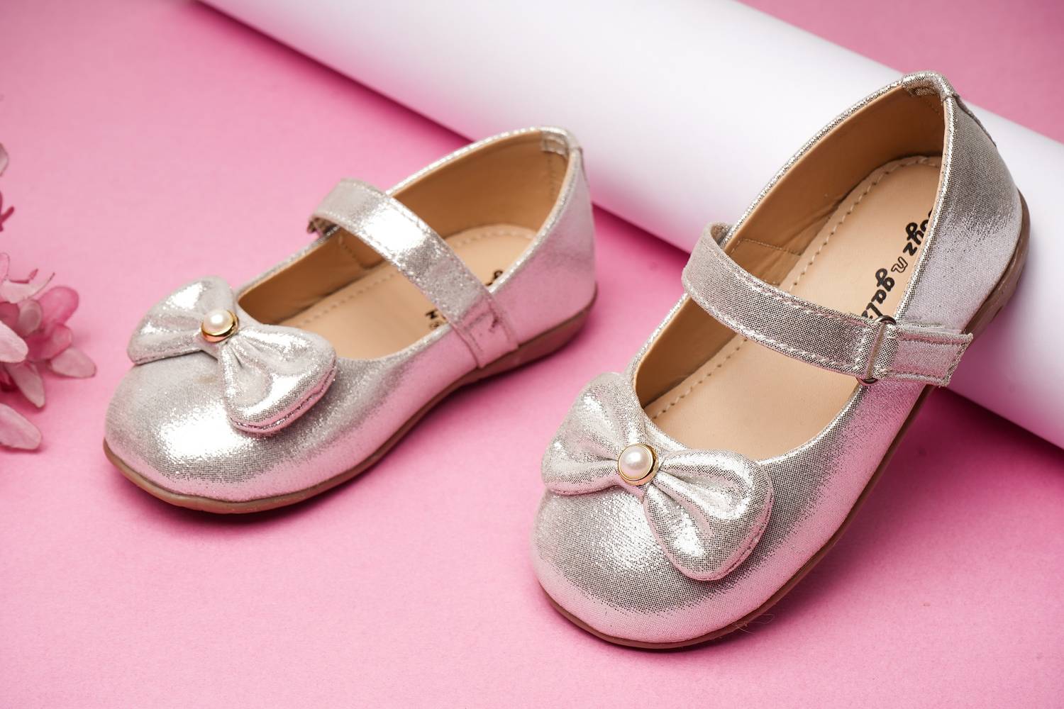 BOYZ N GALZ Girls Velcro Ballerinas