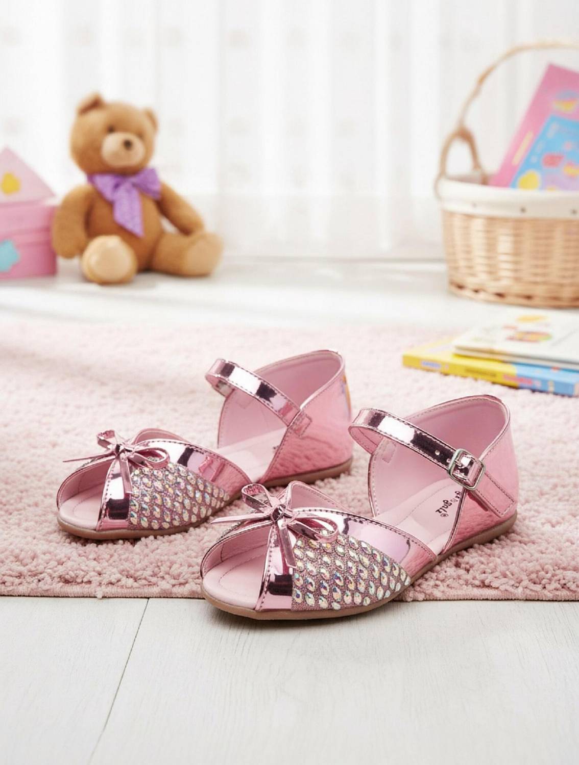 BOYZ N GALZ Girls Velcro Ballerinas