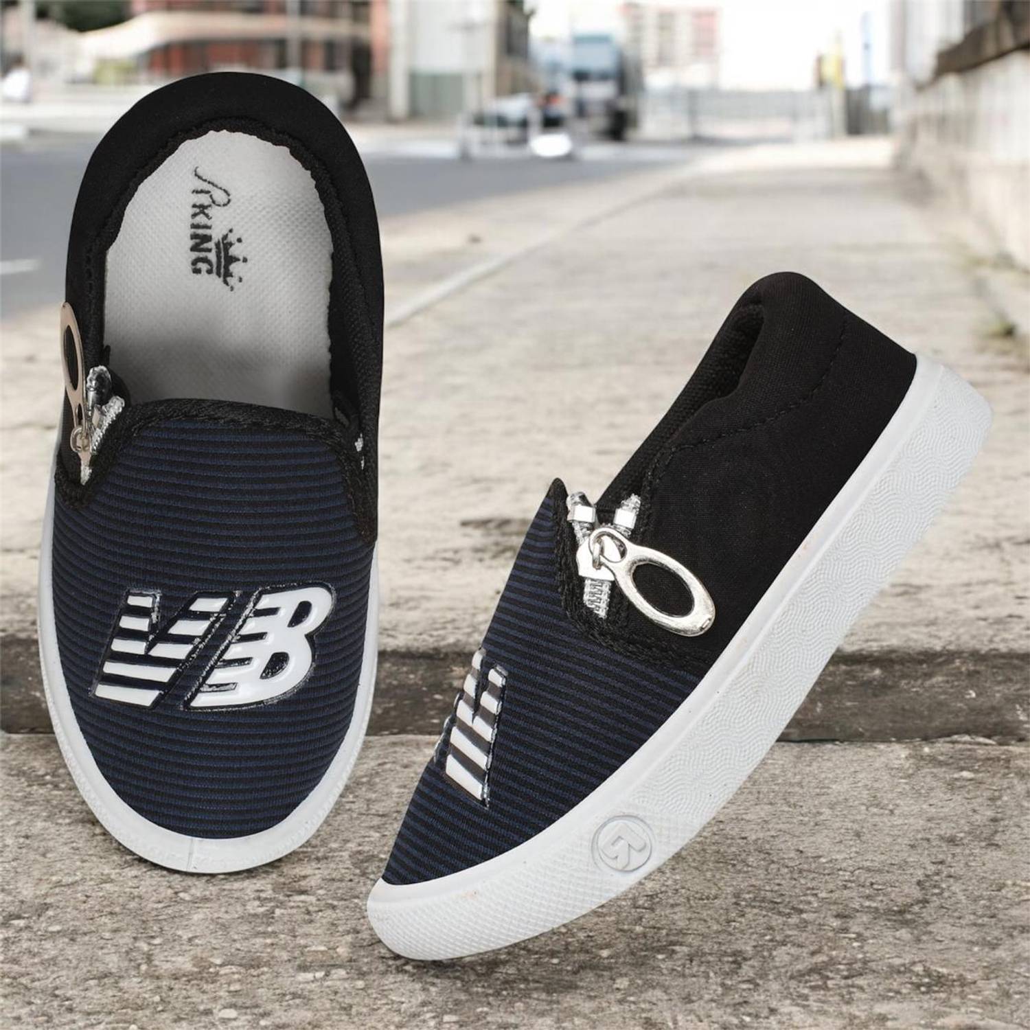 akaちゃん キープ SIAZ Boys & Girls Zip Sneakers Price in India - Buy SIAZ Boys