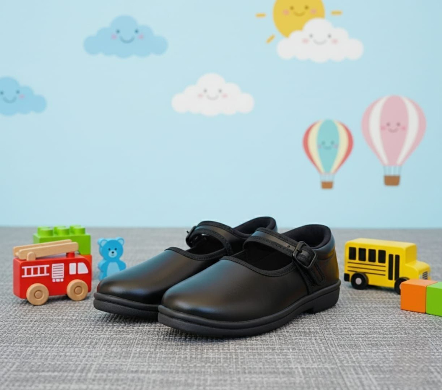 Image of FEETLEX Disney Princess Girls Buckle School Shoes