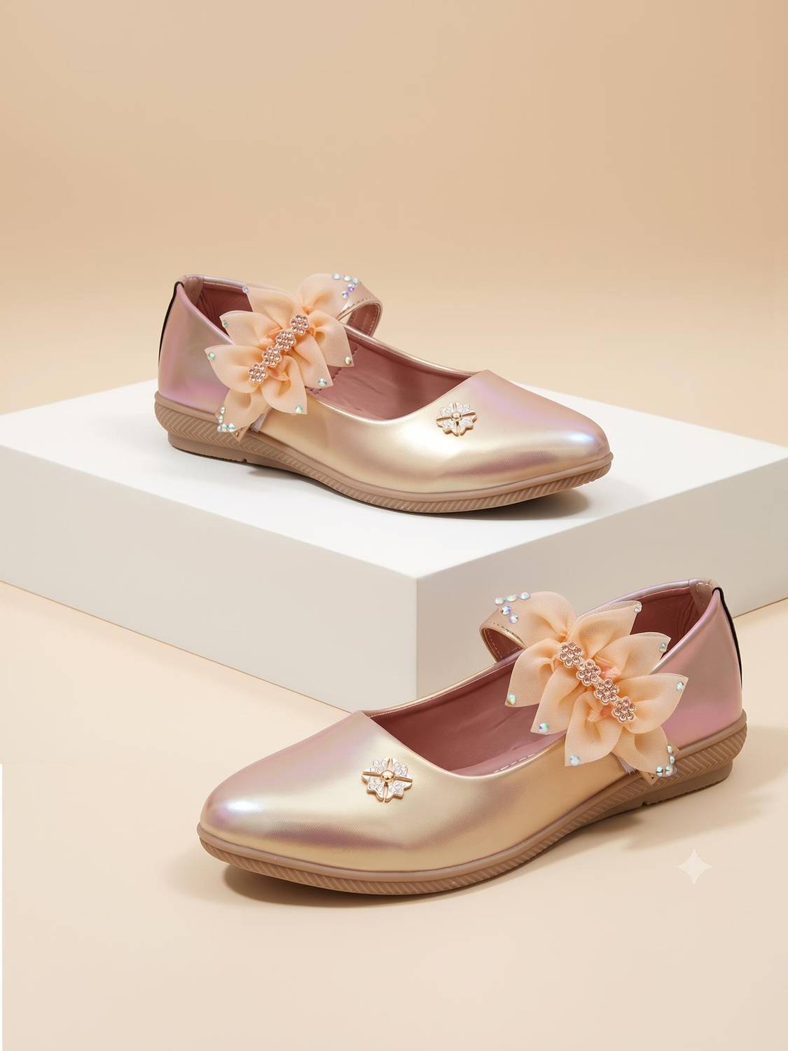 BRUTON Girls Velcro Ballerinas