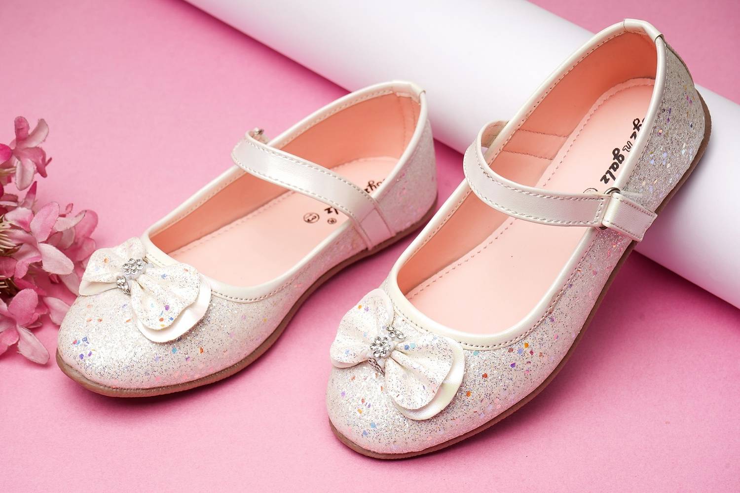 BOYZ N GALZ Girls Velcro Ballerinas