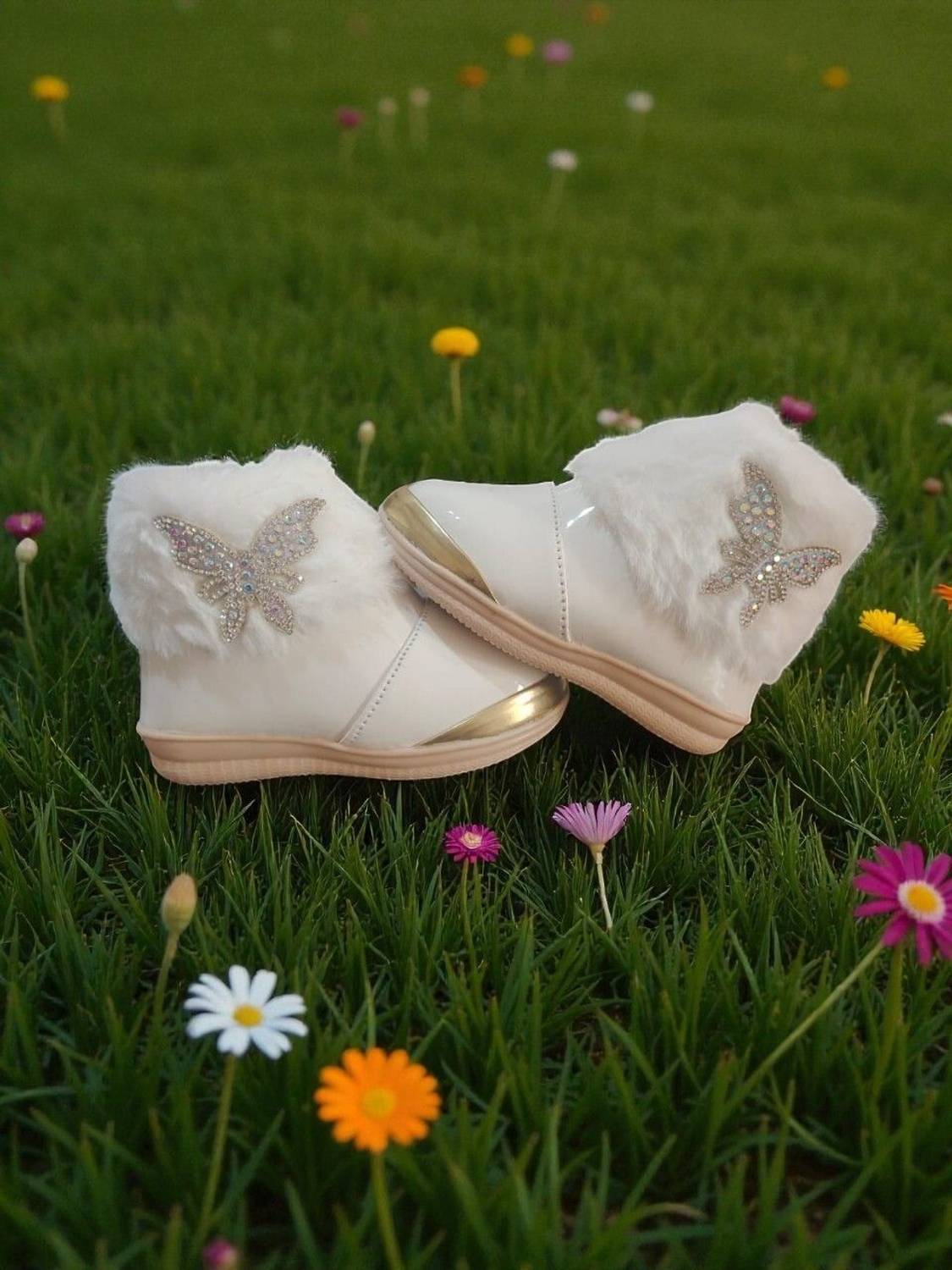 AWALIWALI Motu Patlu Girls Zip Winter Shoes
