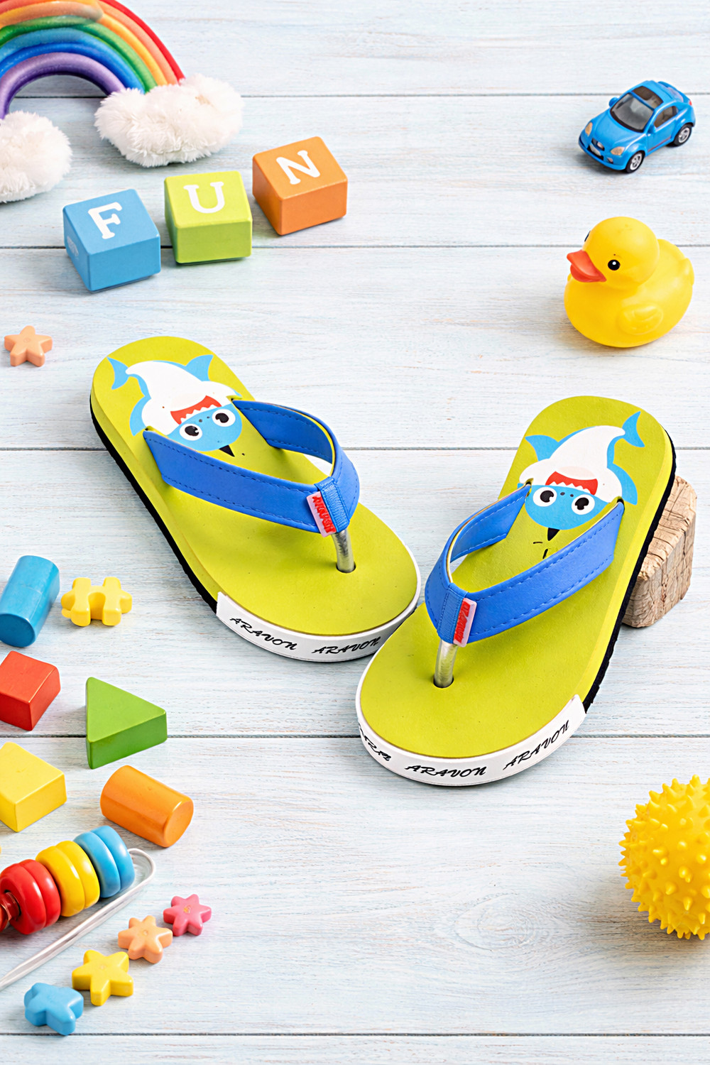 Image of ARAVON Boys & Girls Slip On Slipper Flip Flop