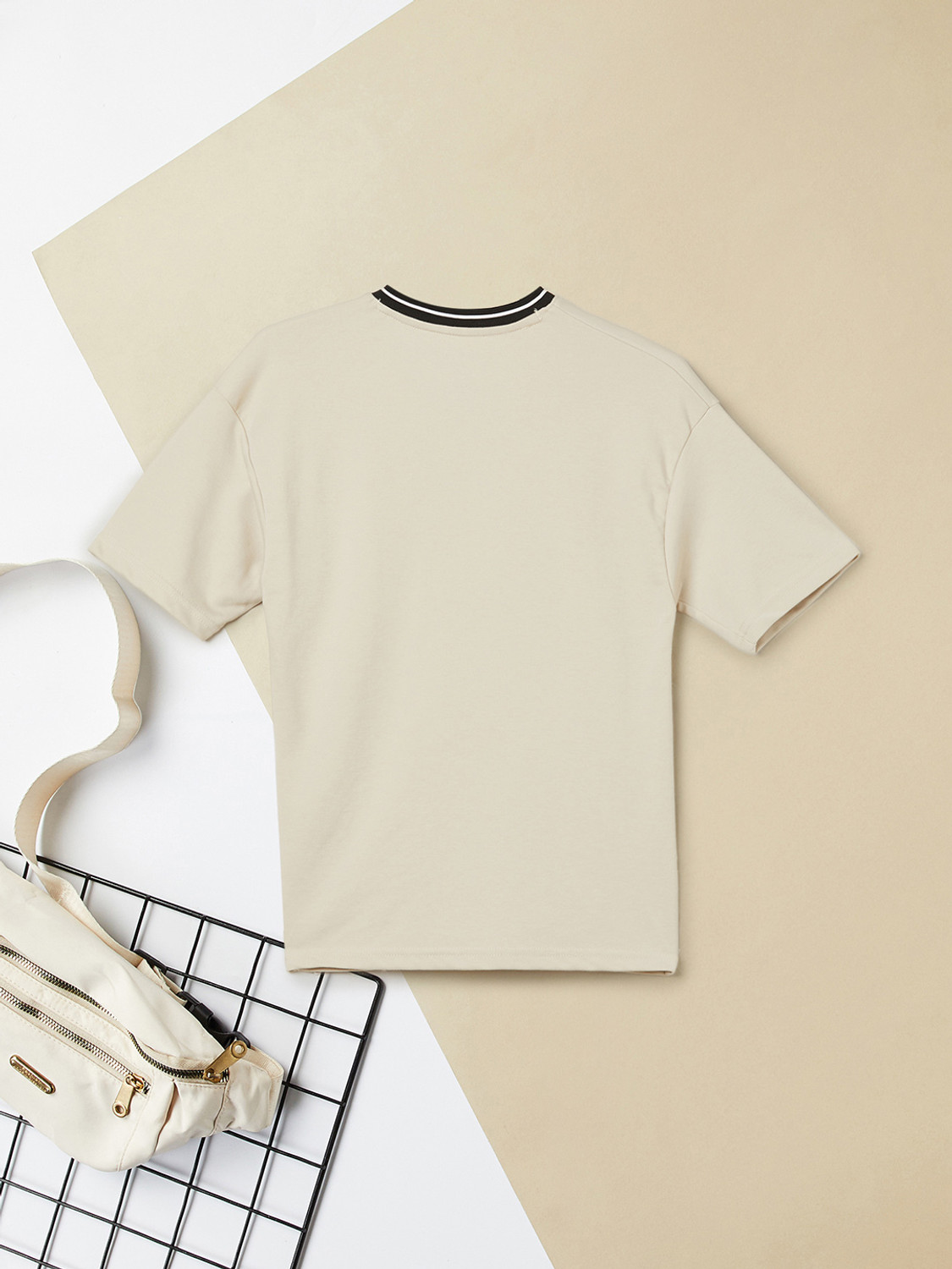 Image of MAX Boys Typography Cotton Blend Regular T Shirt
