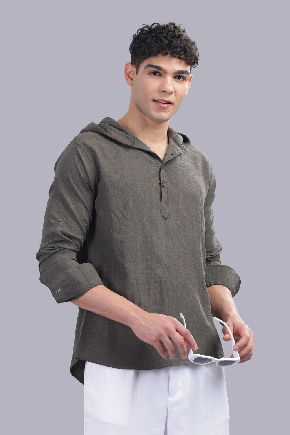 Image of colorwings Men Solid Straight Kurta