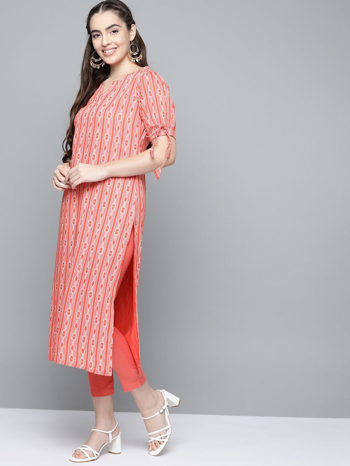 Image of HERE&NOW Women Geometric Print Straight Kurta