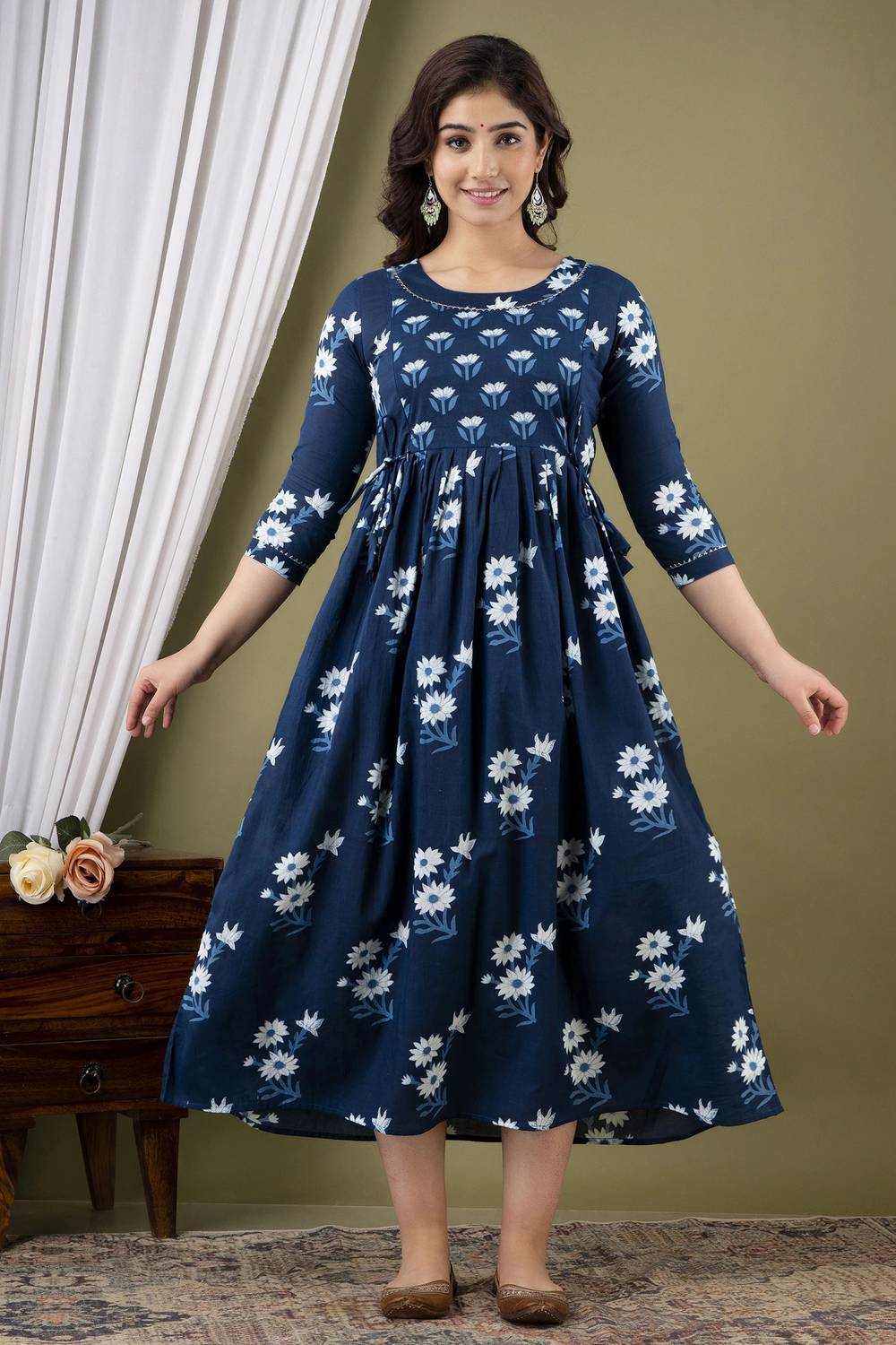 Tulsiram Women Printed Pure Cotton Anarkali Kurta (Dark Blue, Whi