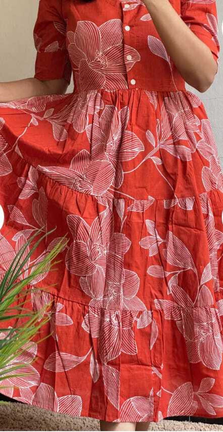 Image of VCJ Women Floral Print Flared Kurta