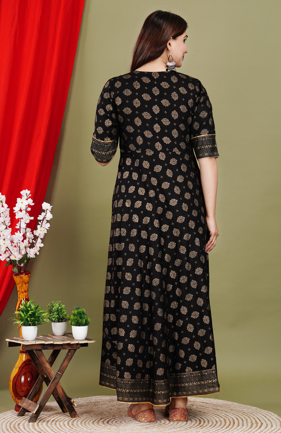 Image of CHABUTRA TREND Women Printed Anarkali Kurta