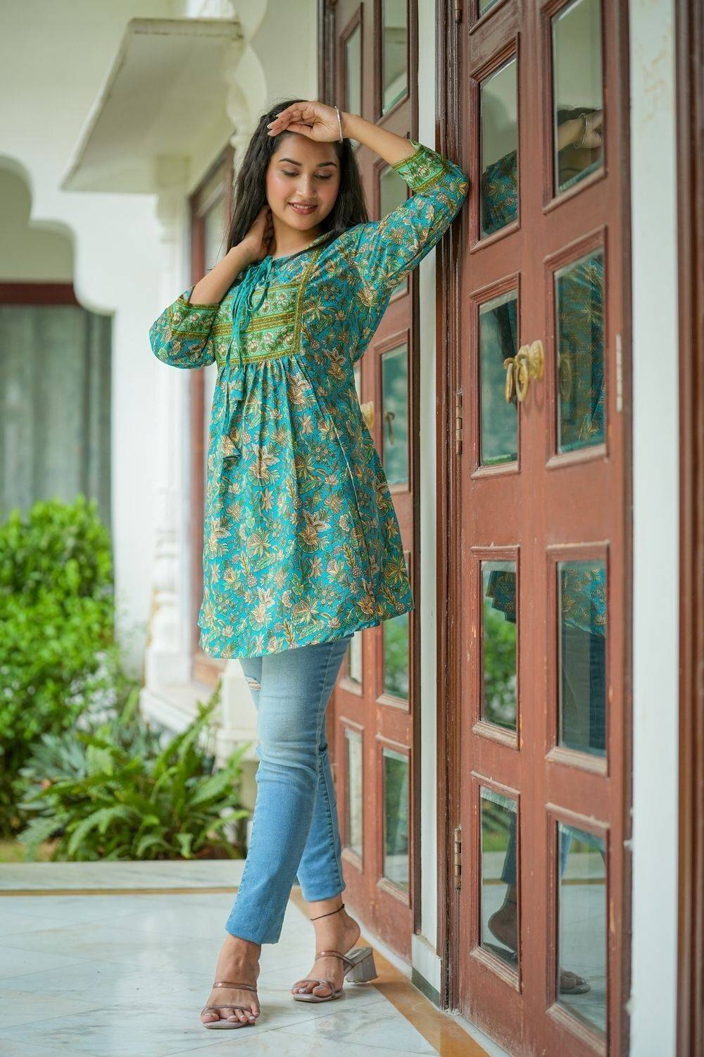 IKRASS Women Printed Polyester A-line Kurta (Green)