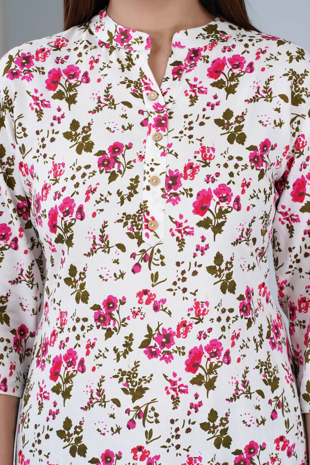 Tanisha Women Printed Viscose Rayon Straight Kurta (Pink)