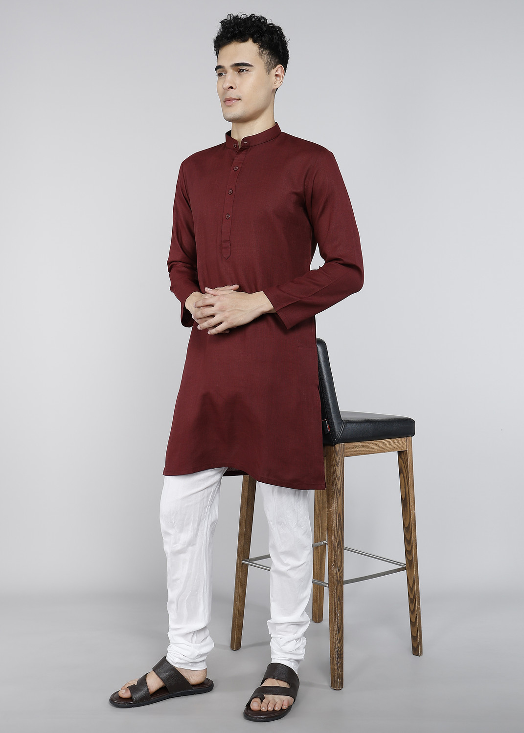 Image of Punya Men Solid Straight Kurta