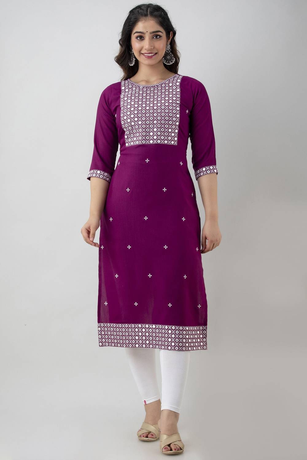 Kriska Women Embroidered Viscose Rayon Straight Kurta (Multicolor