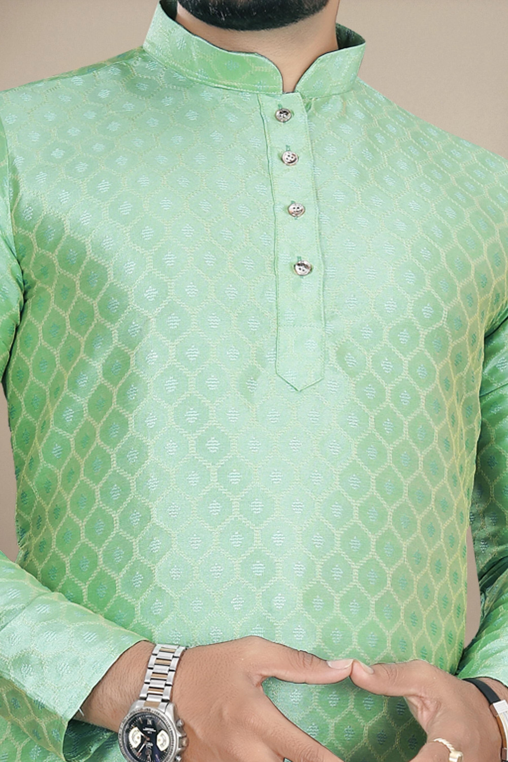 Image of vuriq Men Kurta Pyjama Set