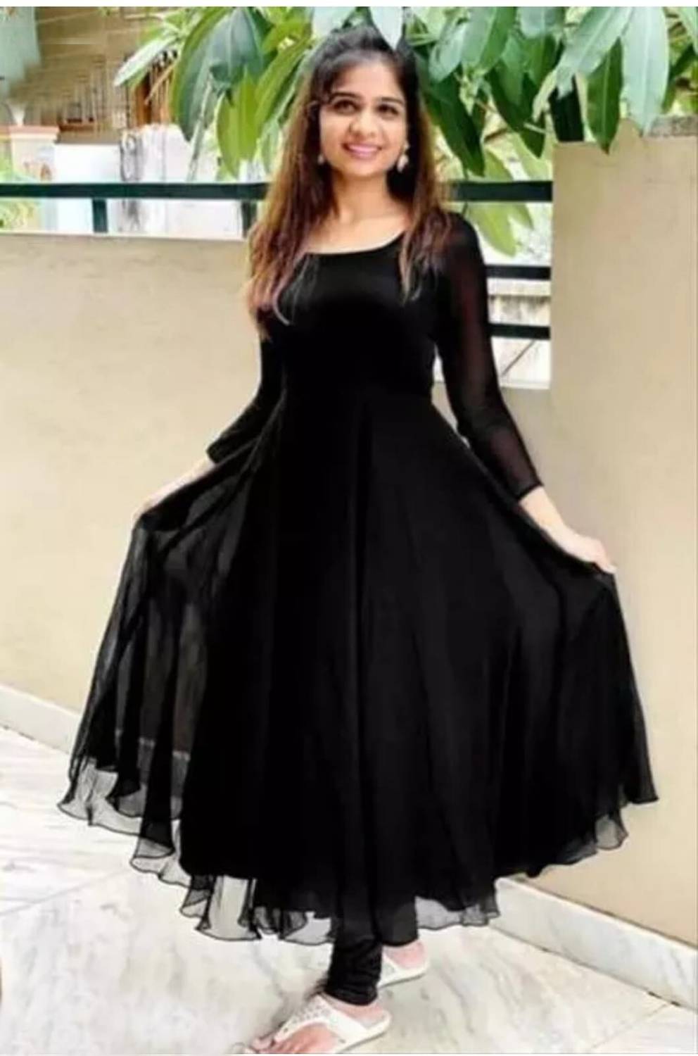 Ja yBhagwan Shopping Women Solid Georgette Anarkali Kurta (Black)