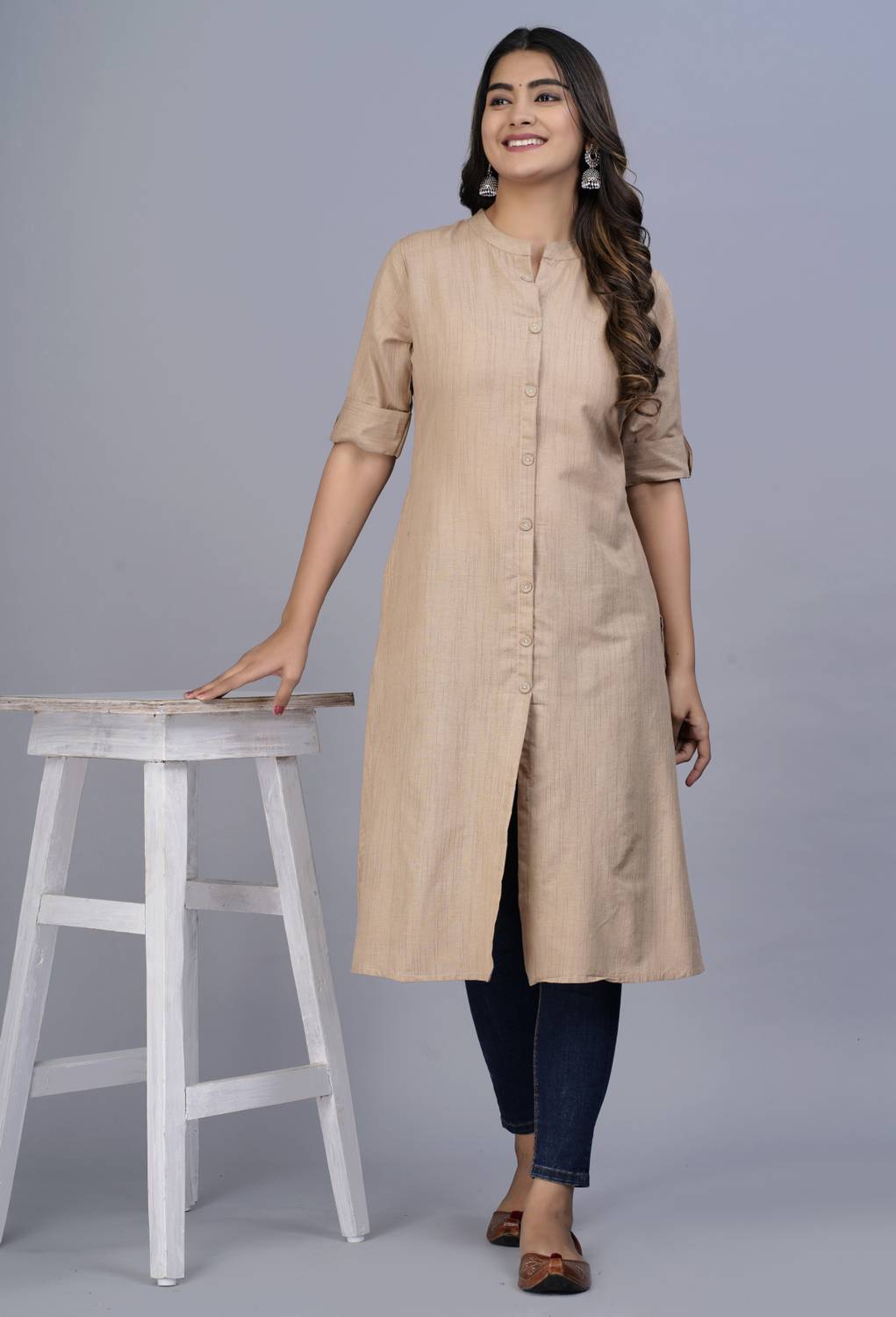 LOOMS21 Women Solid Cotton Blend A-line Kurta (Beige)