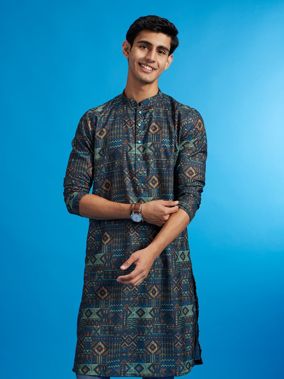 Image of DIWAS by Manyavar Men Printed Straight Kurta