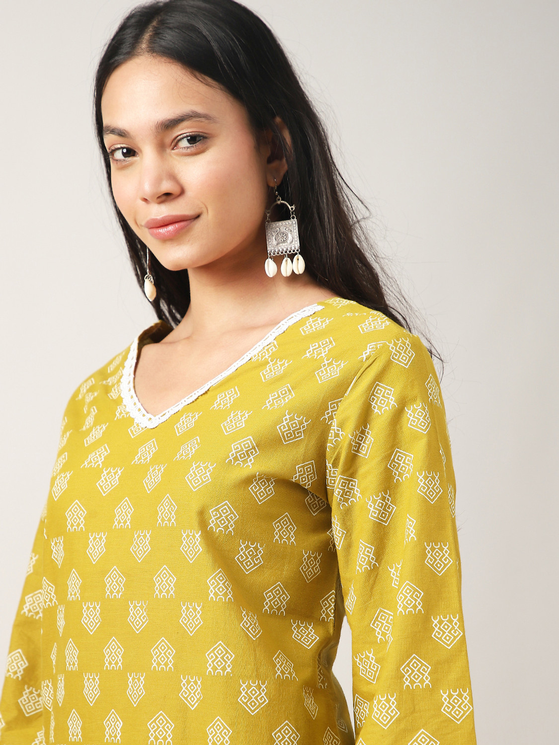 Image of BKApparels Women Printed Straight Kurta