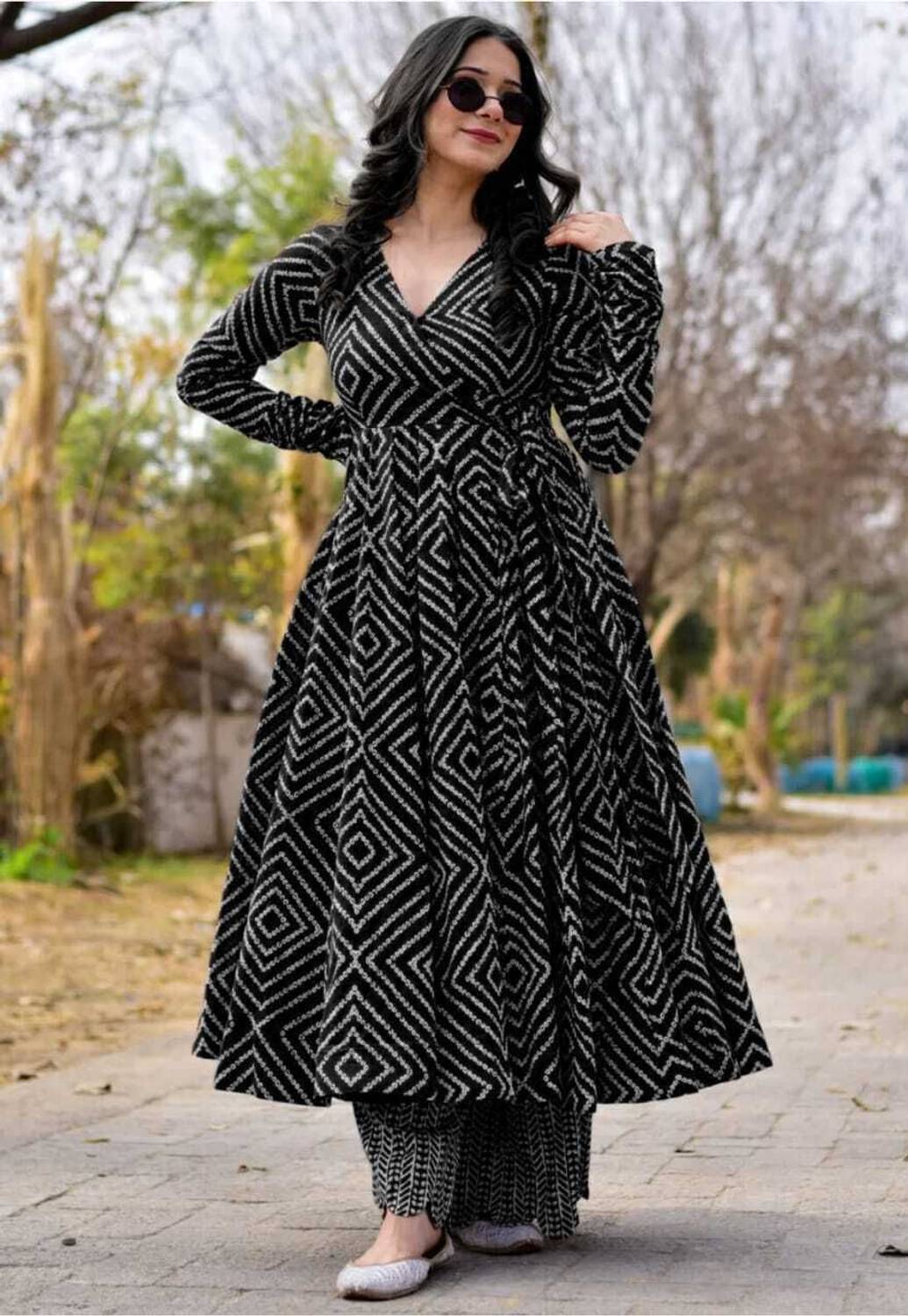 HouseOfCommon Women Geometric Print Viscose Rayon Anarkali Kurta