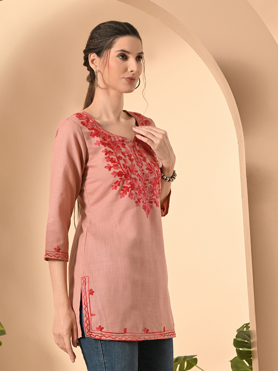 Image of Akshatani Women Embroidered Straight Kurta