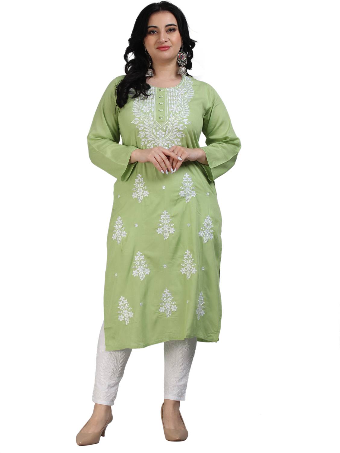 Nazaqat Women Chikan Embroidery Straight Kurta