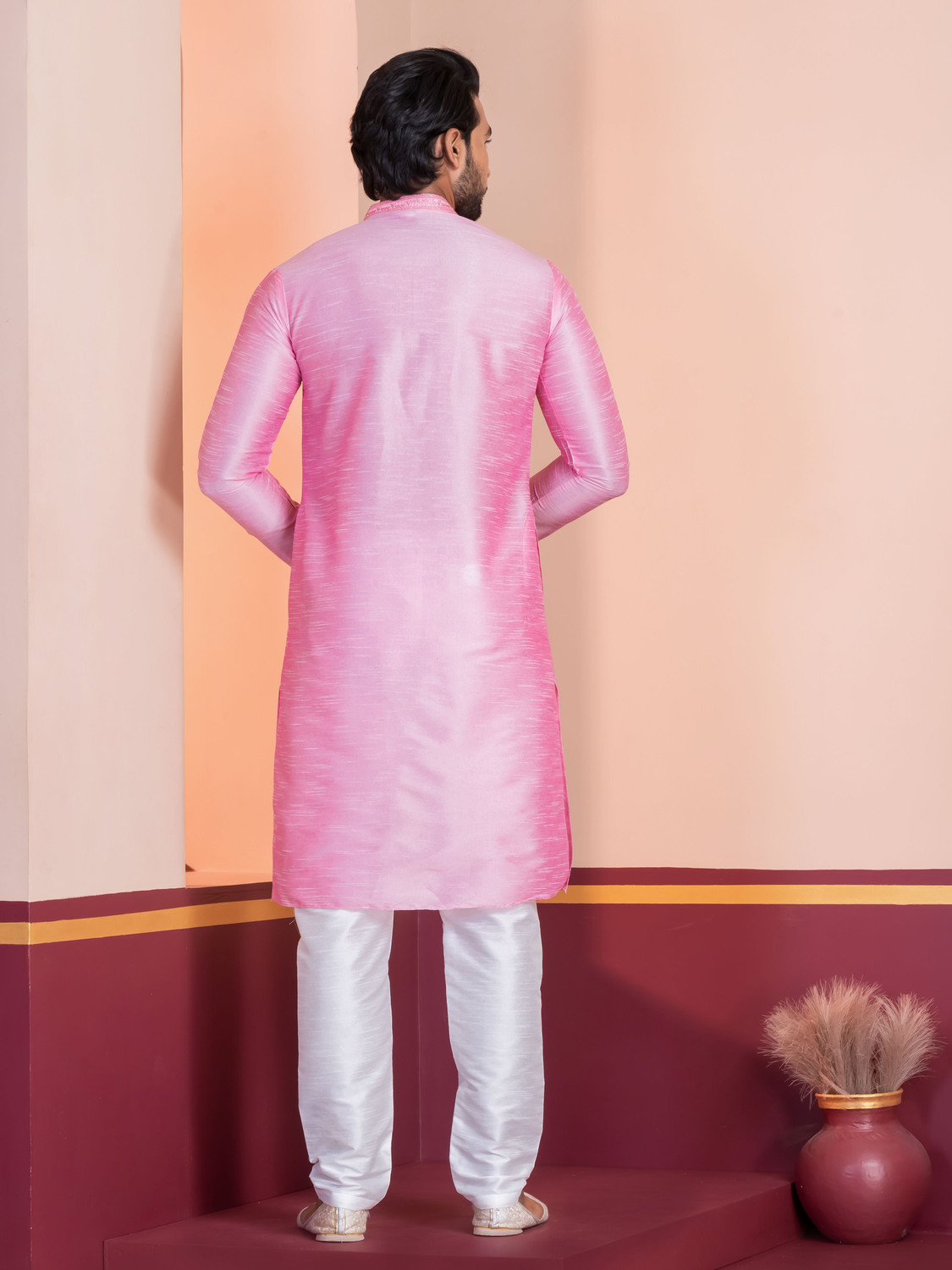 Image of DEVOILER Men Solid Straight Kurta