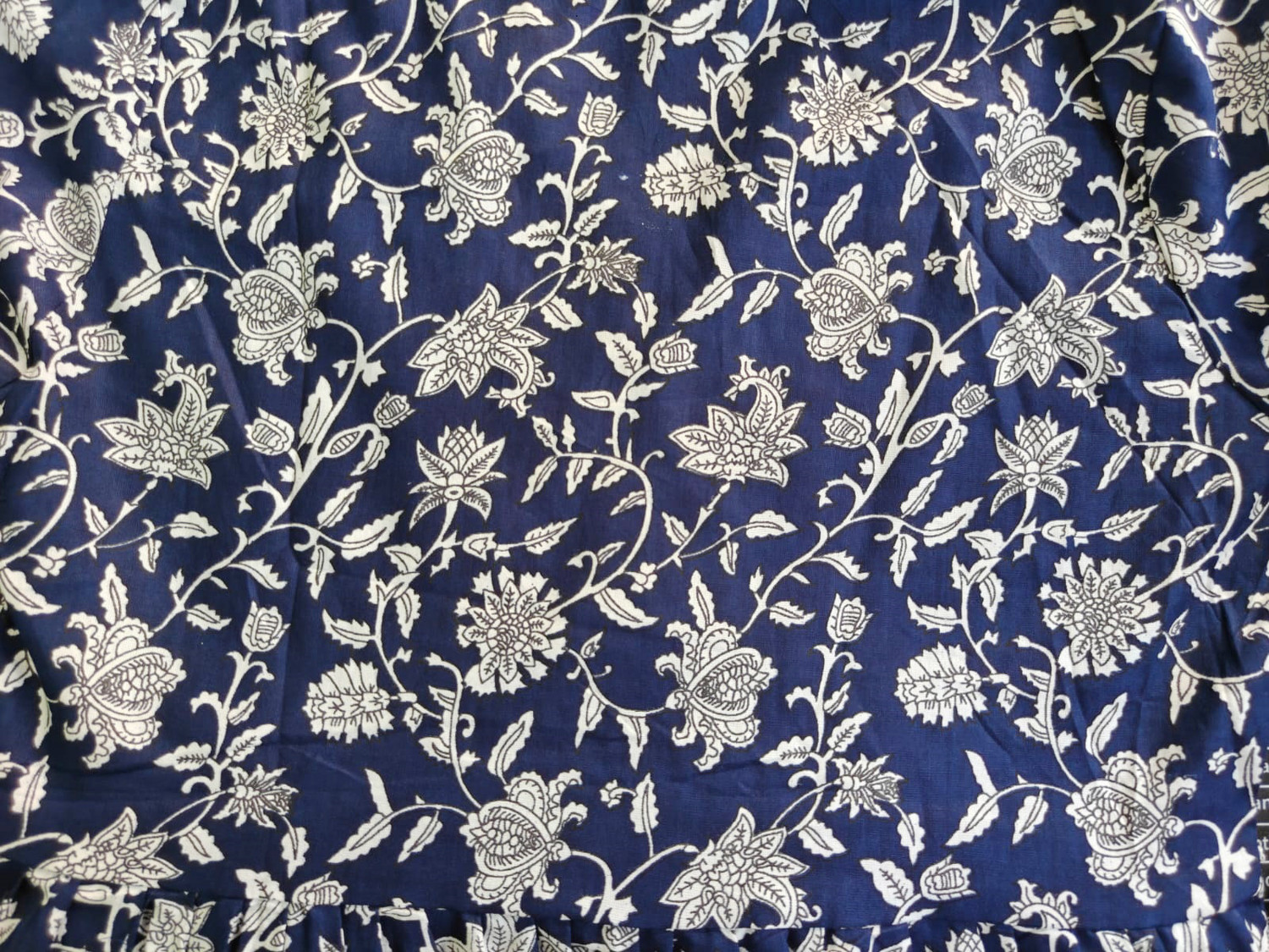 Image of CLANGER Women Floral Print Straight Kurta