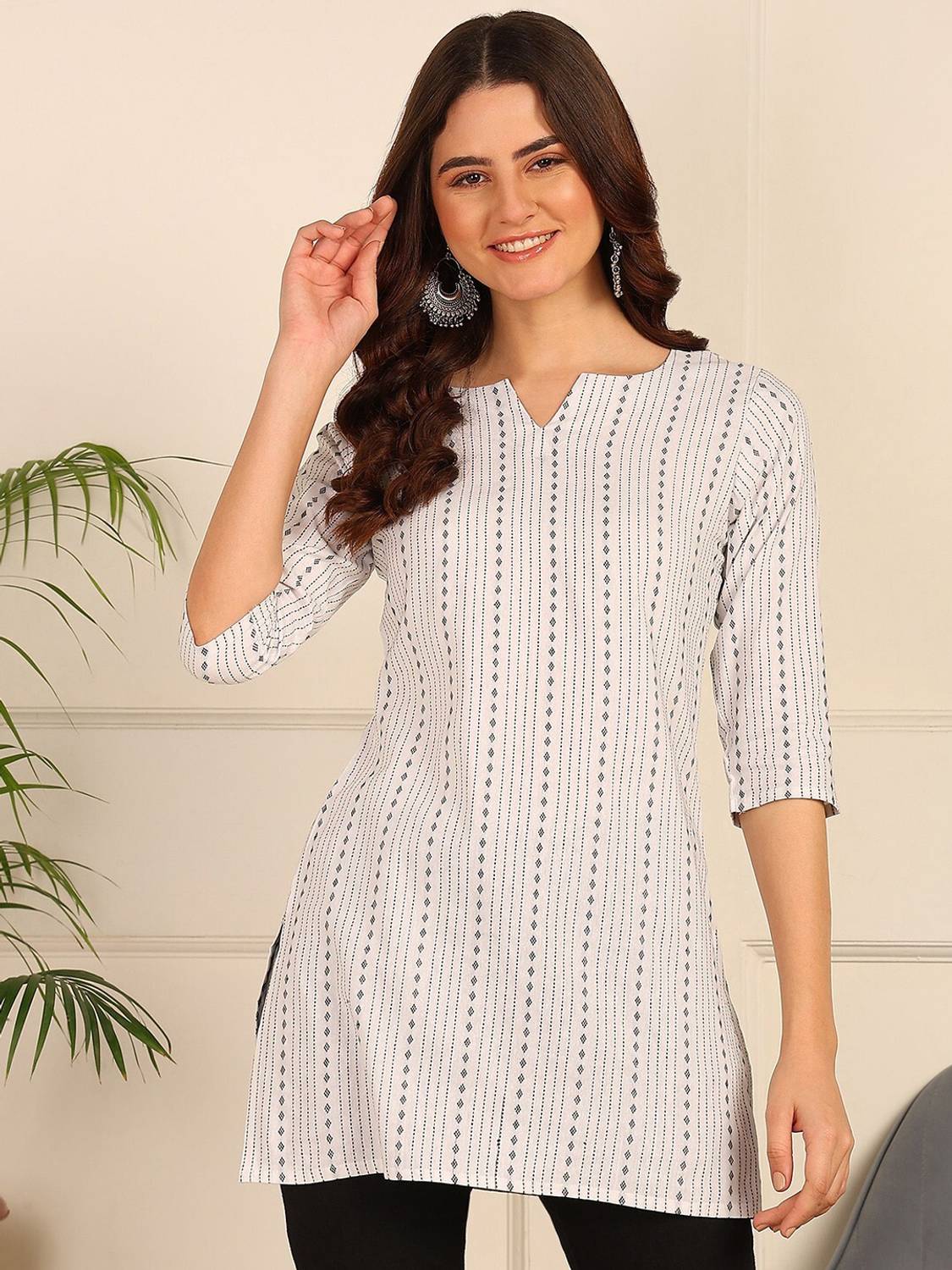 V And V Shop Women Floral Print Viscose Rayon A-line Kurta (Multi