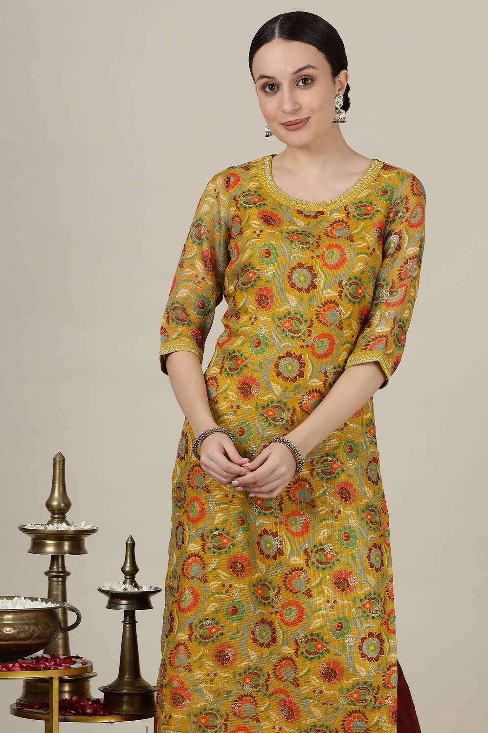 Aurelia Women Floral Print Straight Kurta