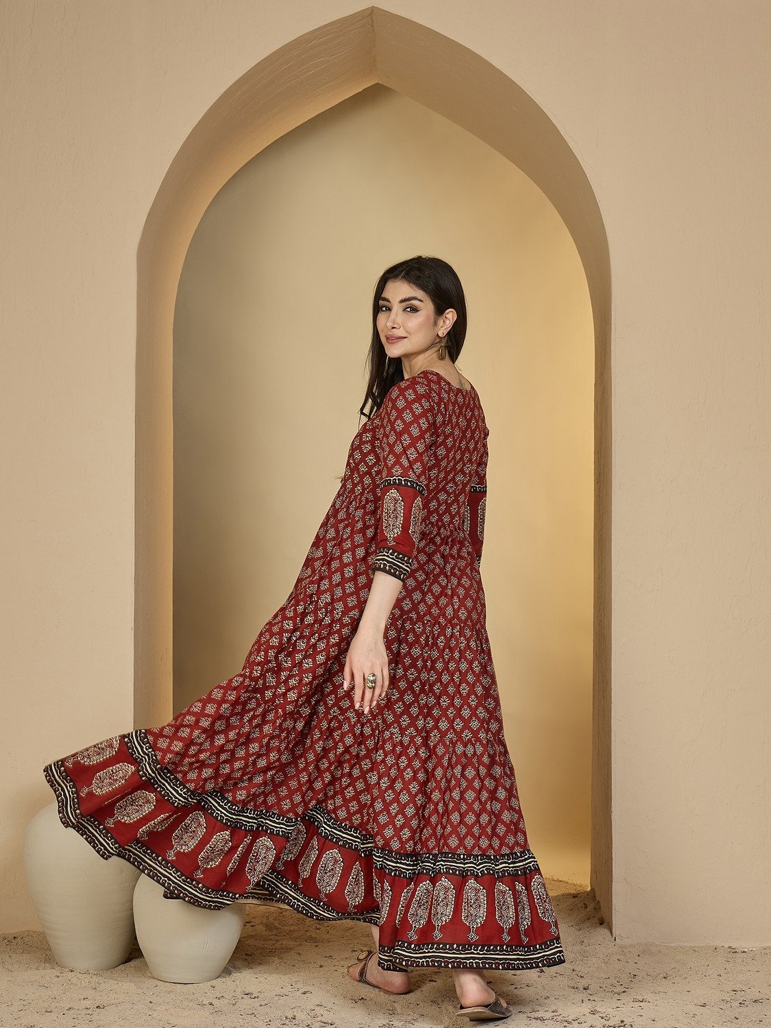 Image of Gulmohar Jaipur Women Printed Anarkali Kurta