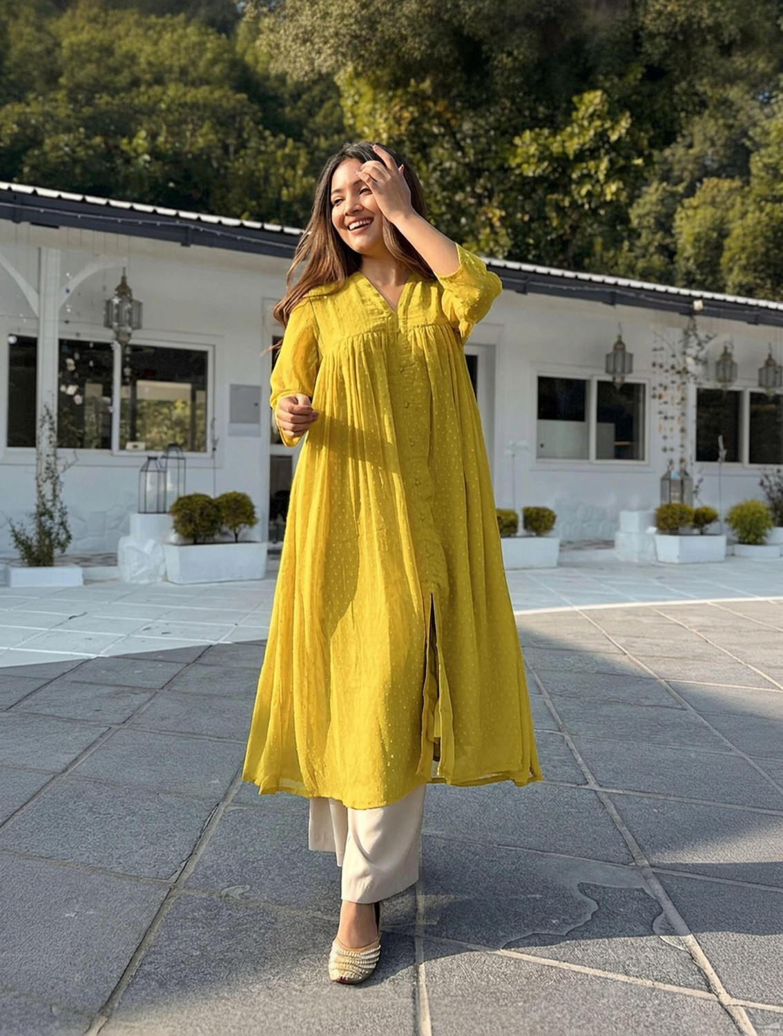 Janasya Women Self Design Frontslit Kurta