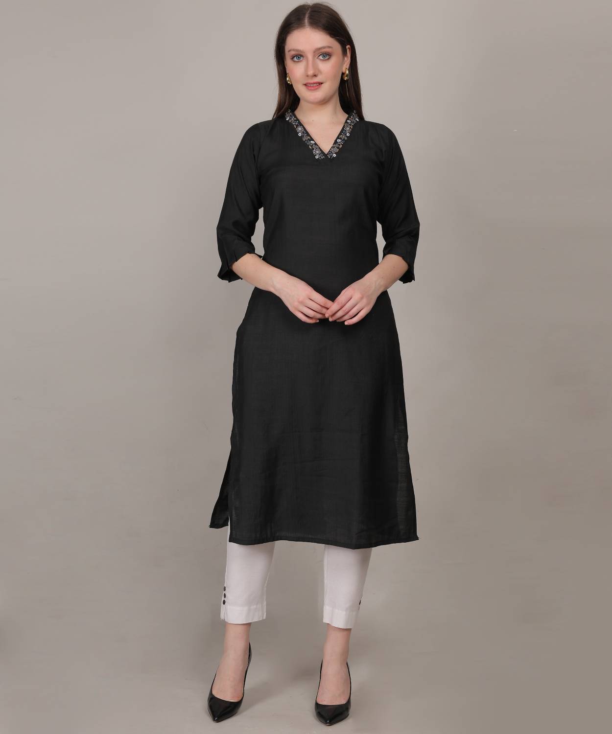 4U Fashion Women Solid Straight Kurta