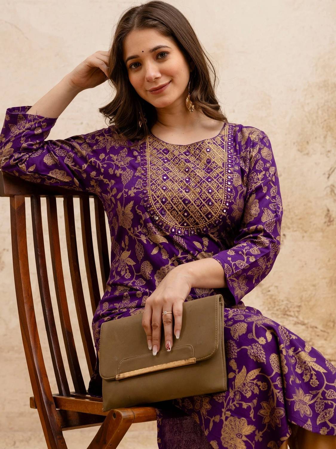 Surhi Women Printed Viscose Rayon Straight Kurta (Purple)
