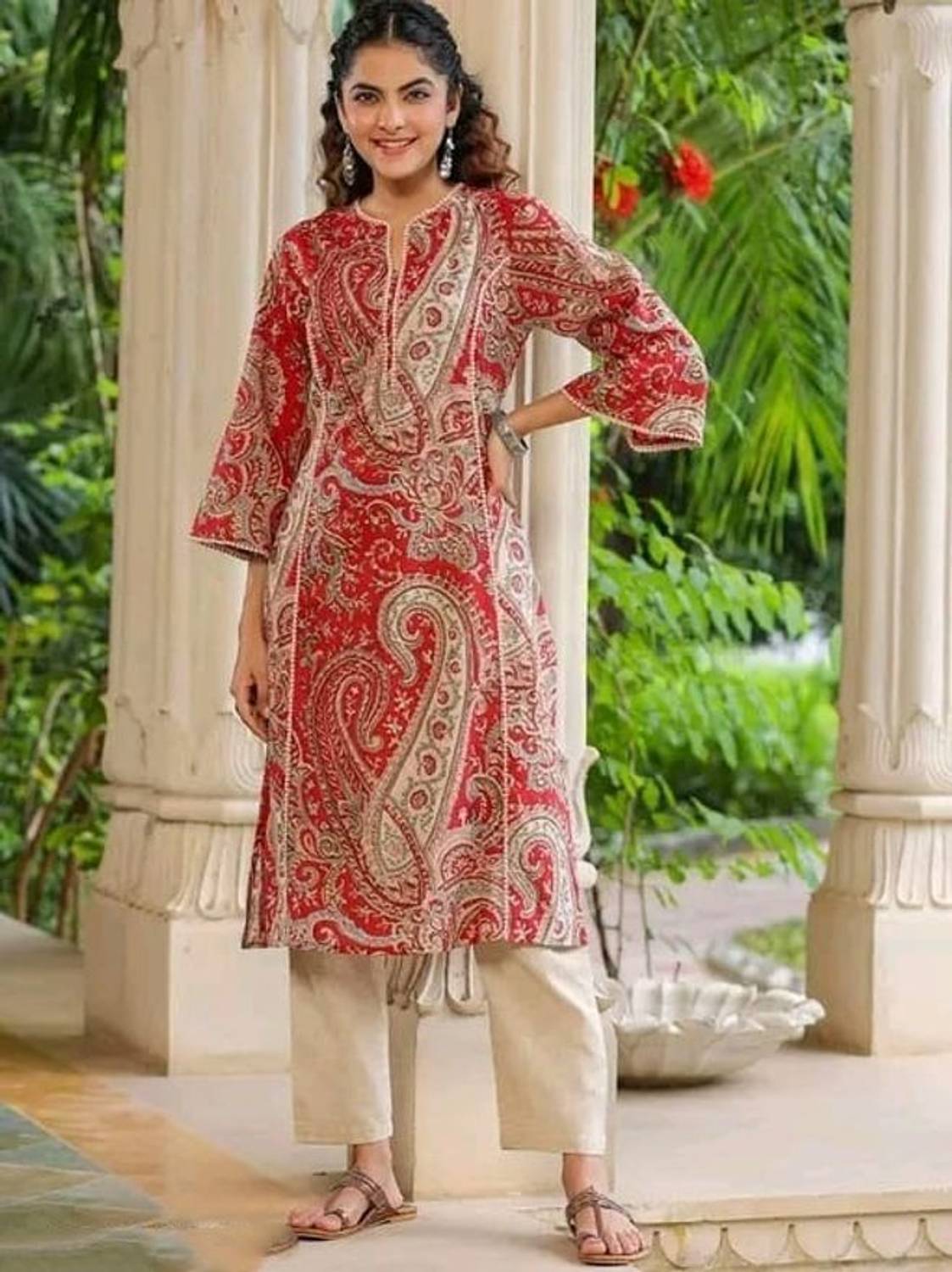 Kirtikurties Women Printed Pakistani Kurta