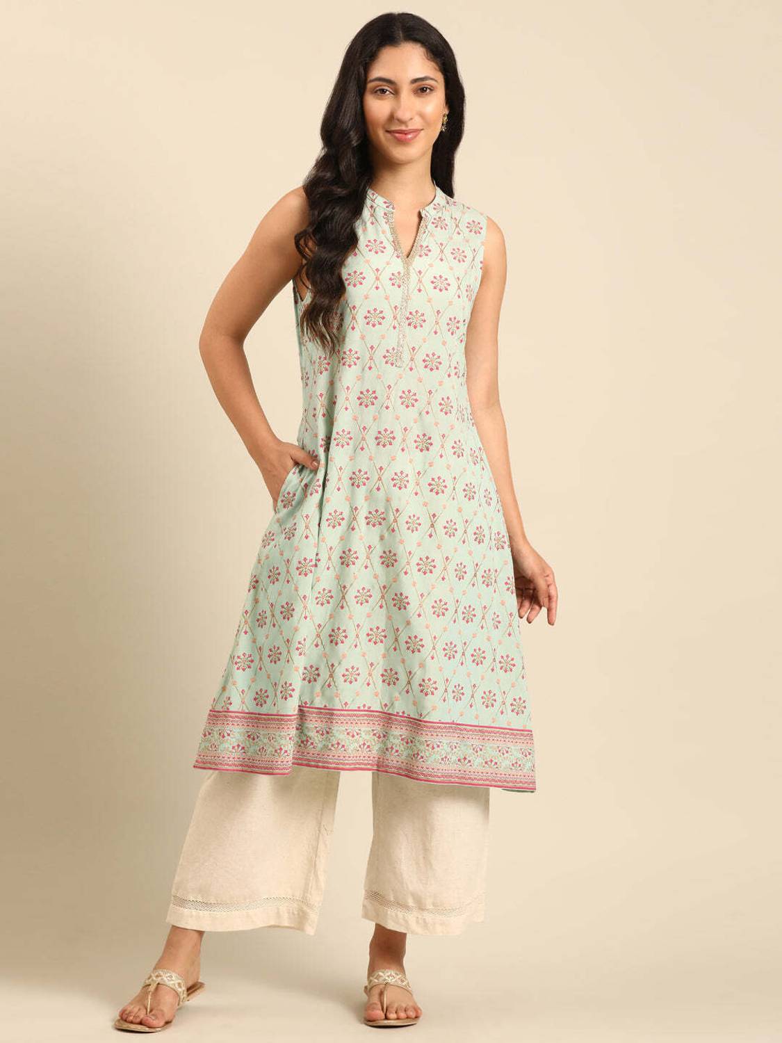 IMARA Women Printed Viscose Rayon Straight Kurta (Light Green)