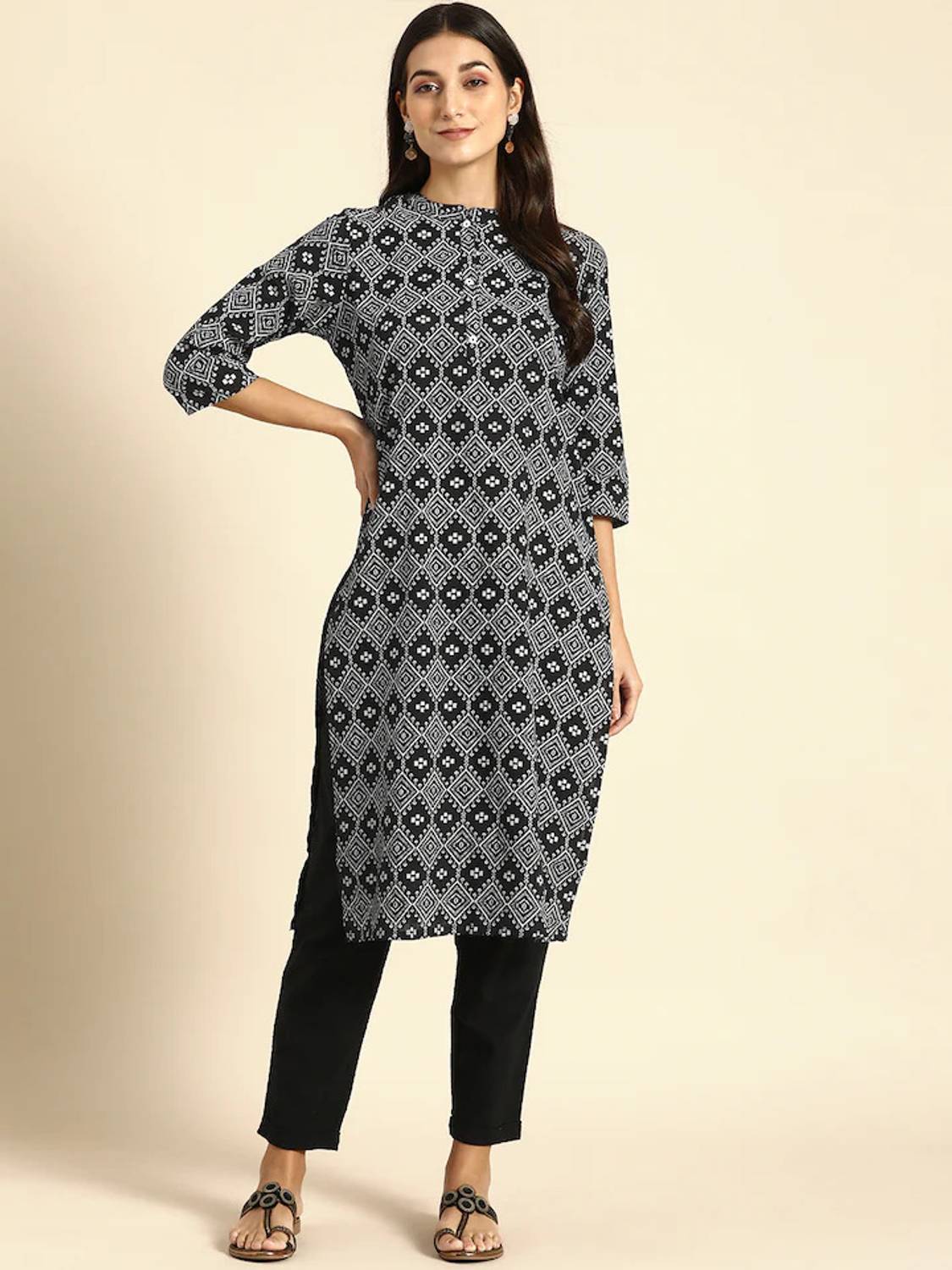 Isha e Kart Women Printed Viscose Rayon A-line Kurta (Pink)