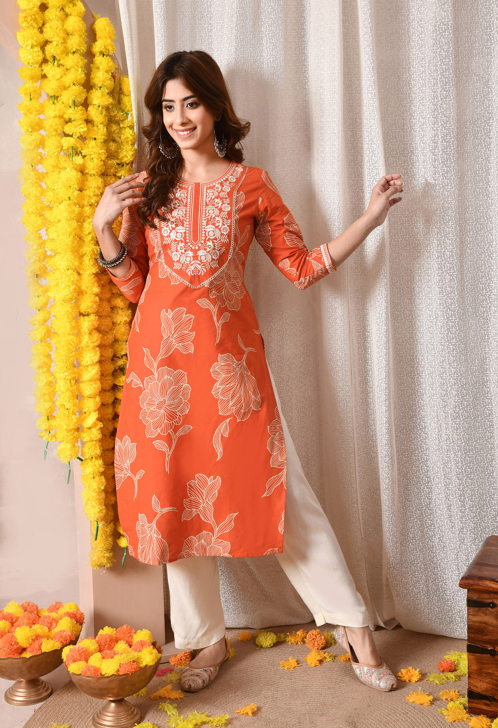 Image of KJFAB Women Embroidered Straight Kurta