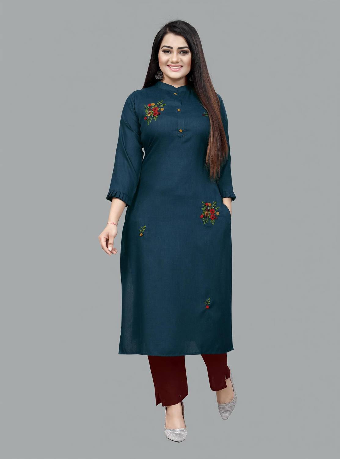 4U Fashion Women Embroidered Straight Kurta