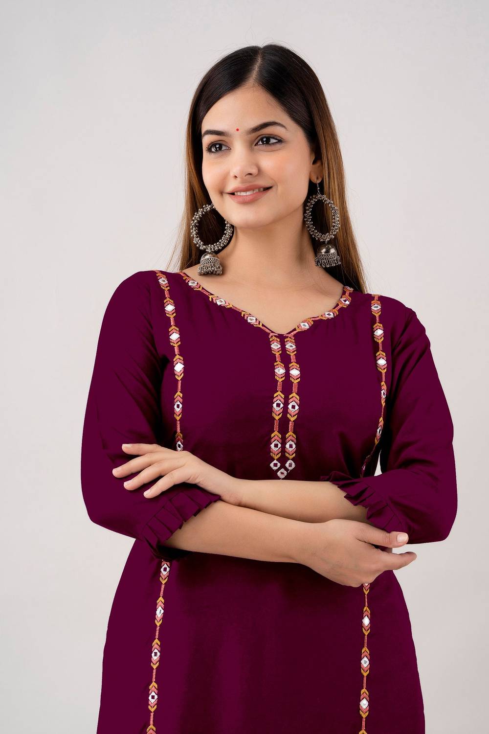 Udati Kaliya Women Embroidered Viscose Rayon Straight Kurta (Maro