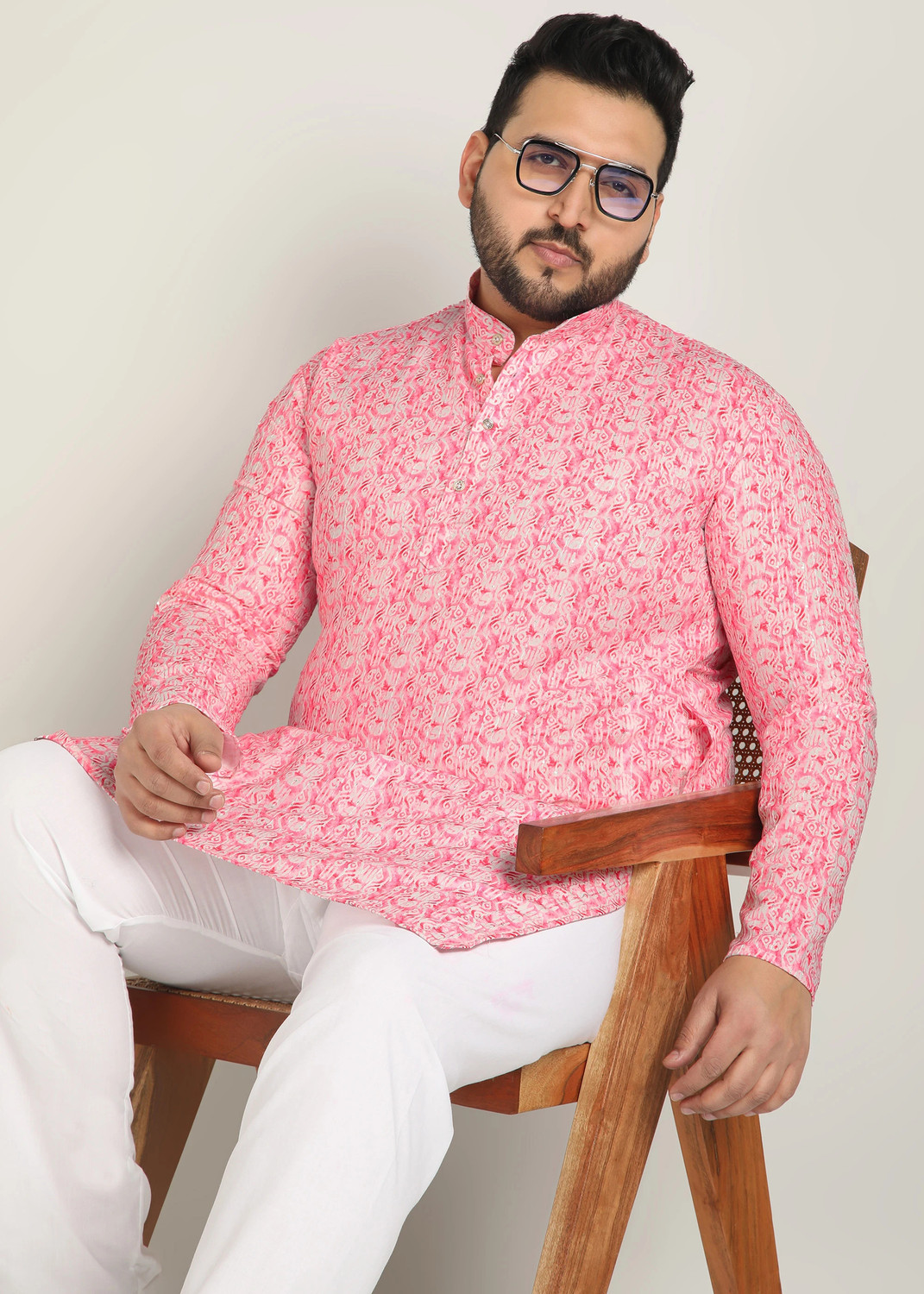 Image of METRONAUT PLUS Men Printed Straight Kurta