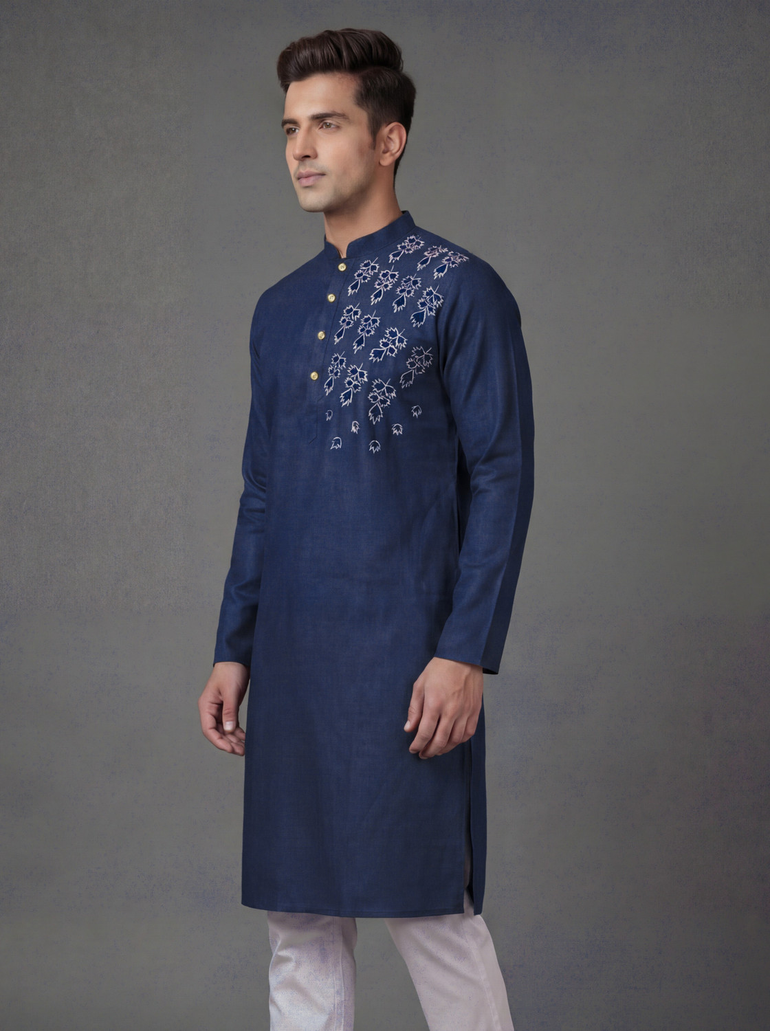 Image of Tibra Collection Men Embroidered Straight Kurta