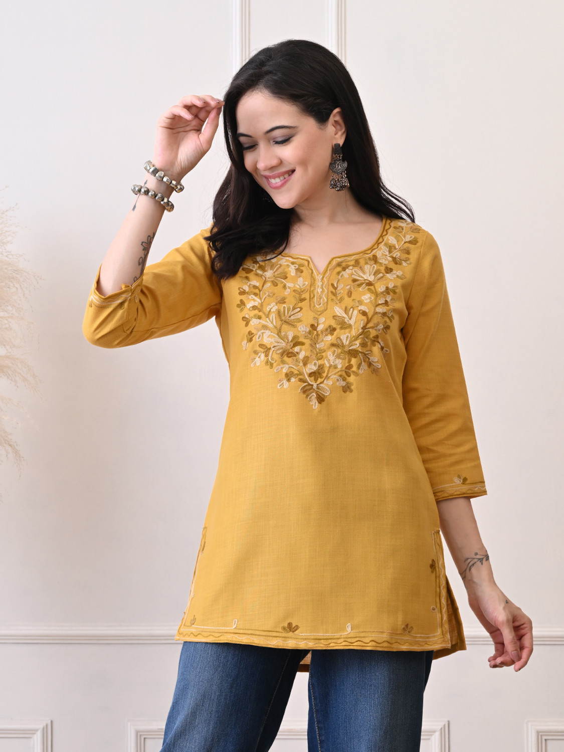 Image of Akshatani Women Embroidered Straight Kurta