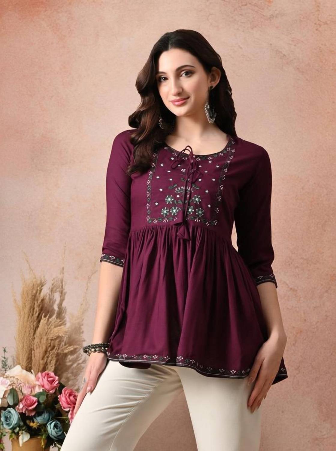 Glowworld Women Embroidered Flared Kurta