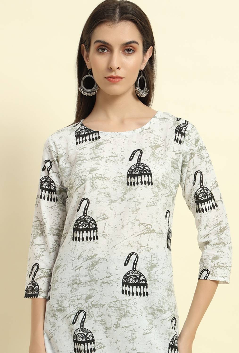 Surhi Women Printed Pure Cotton Straight Kurta (White)